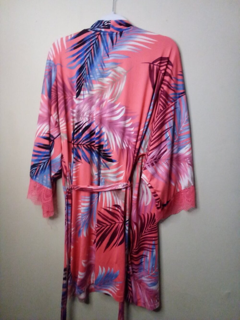 In Bloom By Jonquil Robe Women M L Tie Front Belt Short Sleeve Pattern Pink Blue - Picture 12 of 16